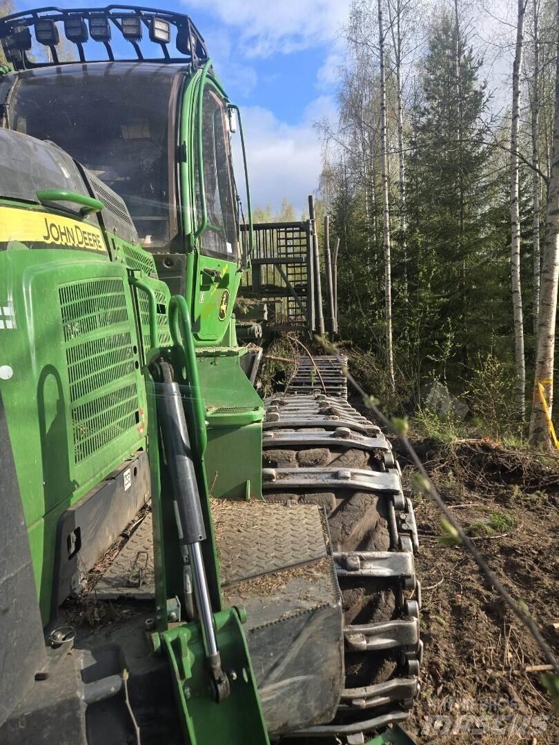 John Deere 1210 G Udkørselsmaskiner