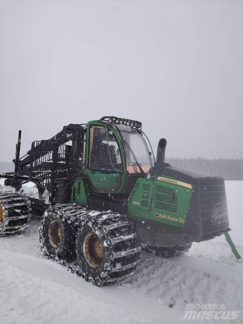 John Deere 1210E Udkørselsmaskiner