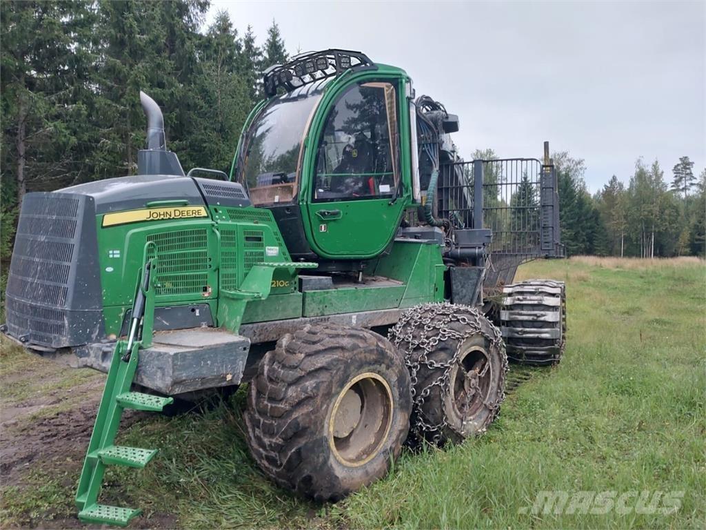 John Deere 1210G Udkørselsmaskiner