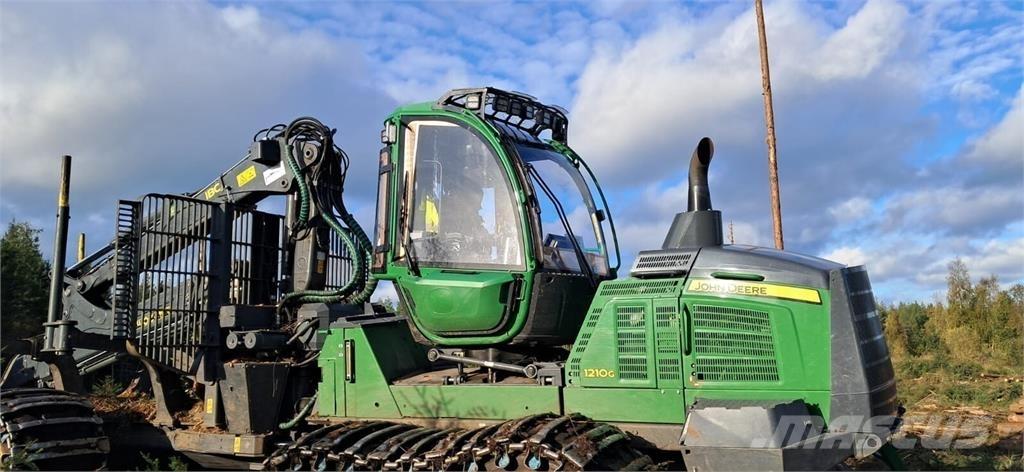 John Deere 1210G Udkørselsmaskiner