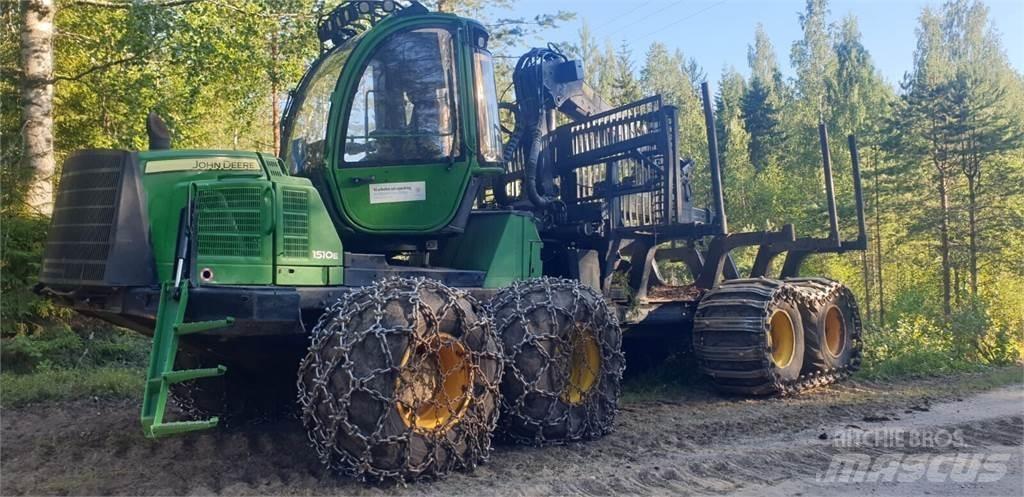 John Deere 1510 E Udkørselsmaskiner