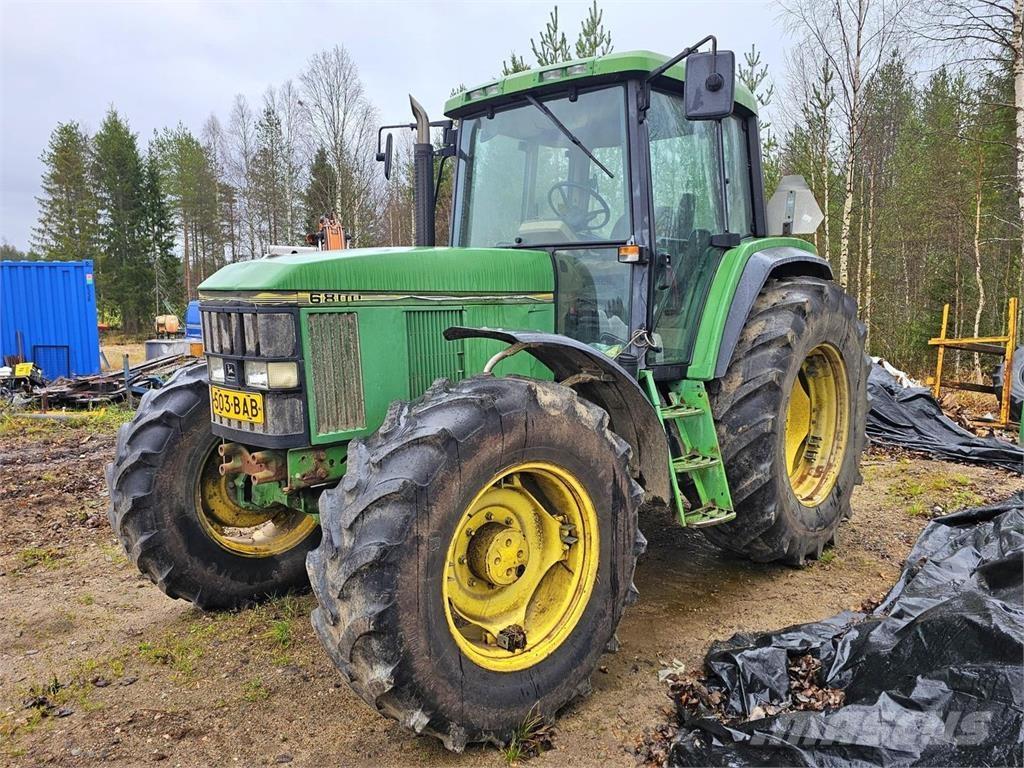 John Deere 6800 Traktorer