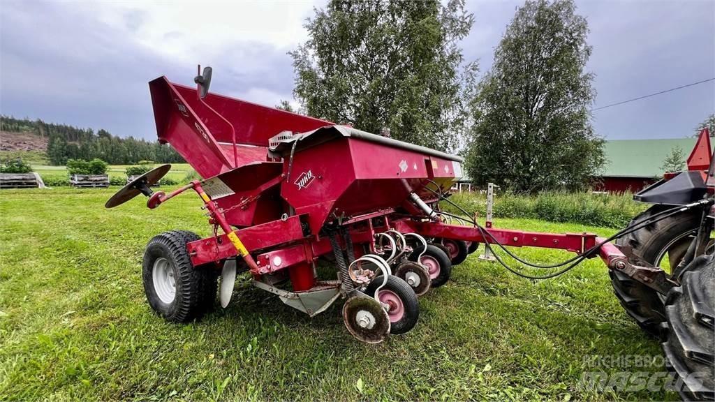 Juko 4730 Plantemaskiner