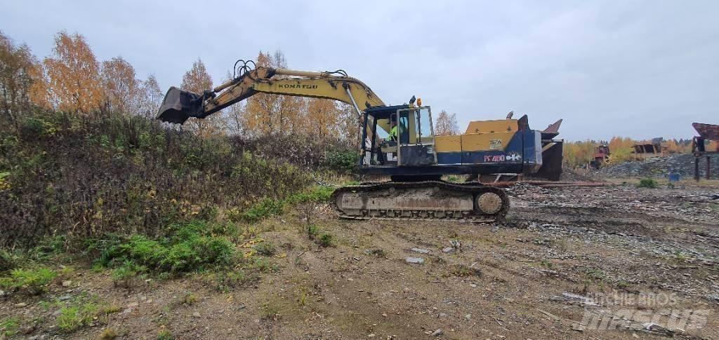 Komatsu PC300-3 Gravemaskiner på larvebånd