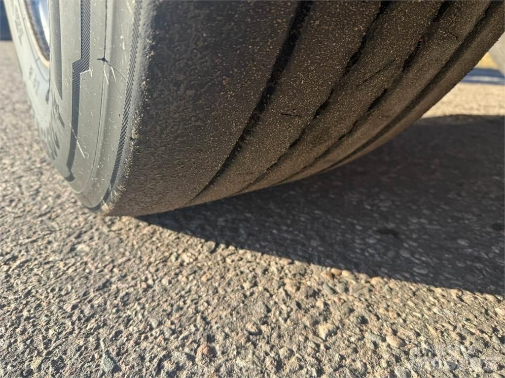 Krone Avolava Anhænger med lad/Flatbed
