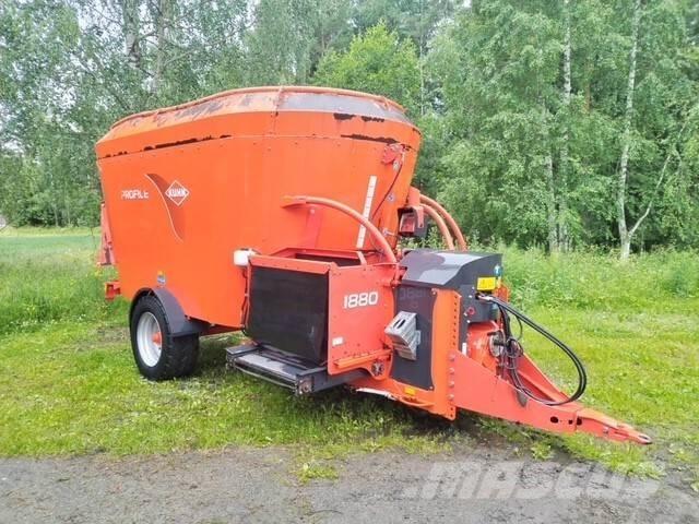 Kuhn Profile 1880 Andre staldmaskiner