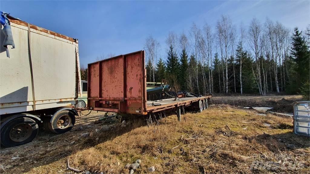  Lavaperävaunu Anhænger med lad/Flatbed