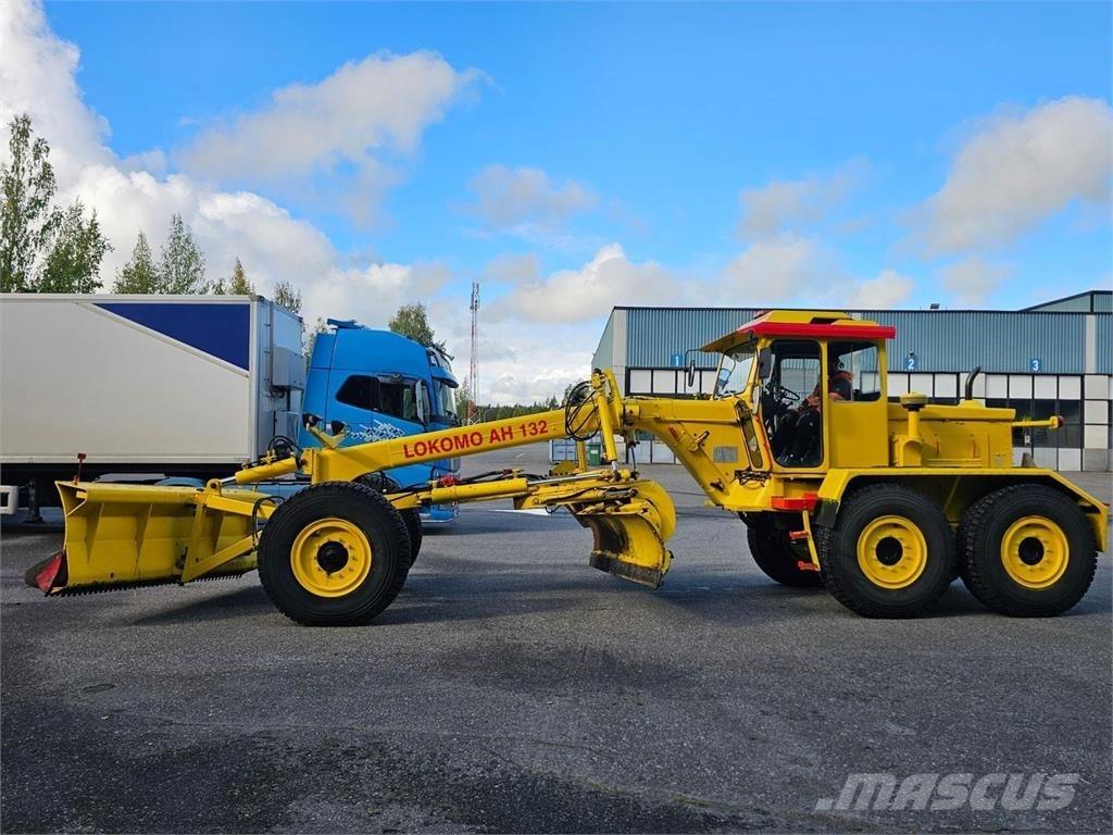 Lokomo AH 132 C Vejhøvle / Gradere