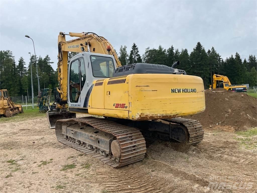 New Holland E215B Gravemaskiner på larvebånd
