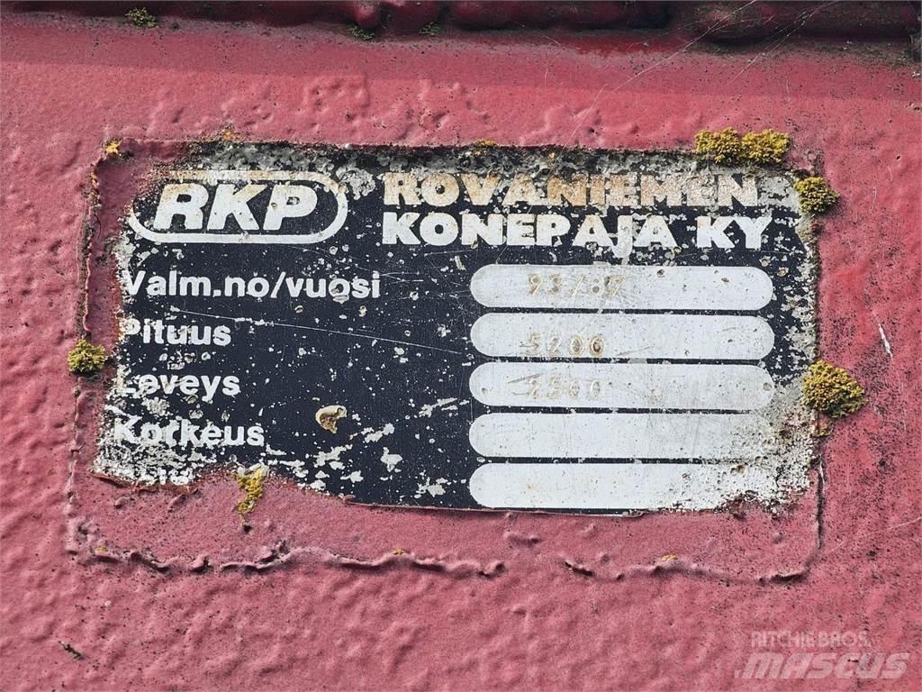  Perävaunu Tipvogne