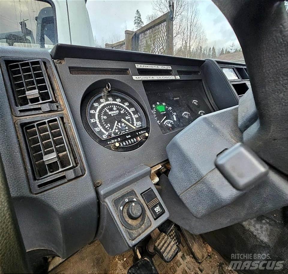 Renault M230ti Kroghejs
