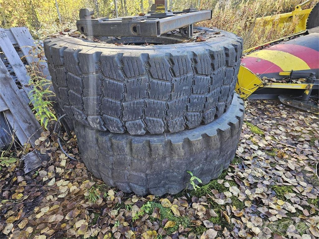  Renkaat 20.5R25 Andet tilbehør