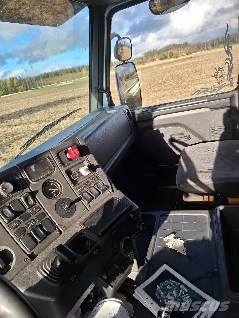 Scania 143H Skovmaskintransportlastbiler