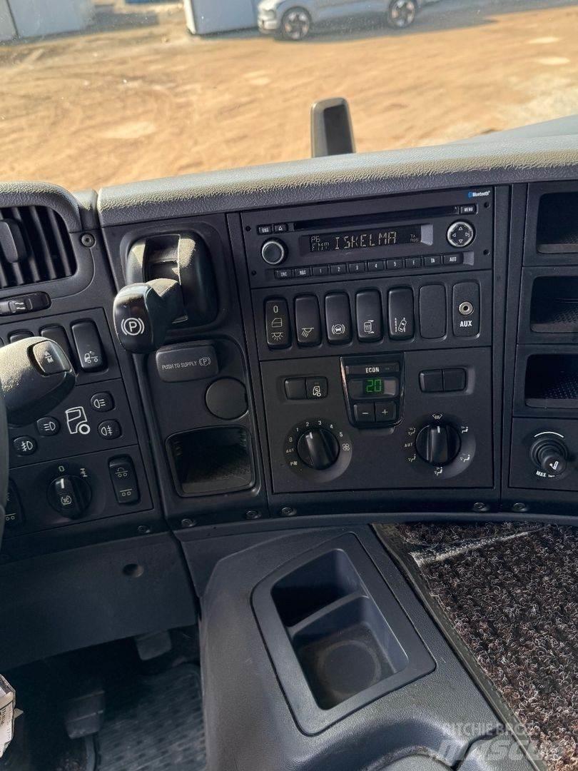 Scania P370 Lastbil med kran