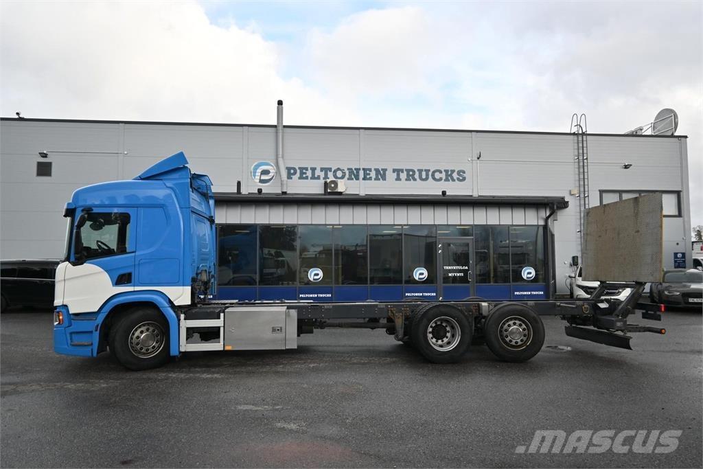 Scania P370 6x2*4 Chassis