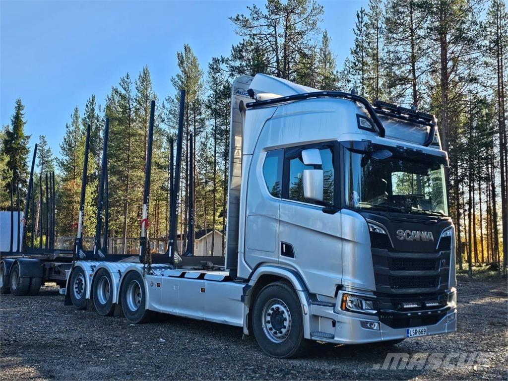 Scania R660 8X4 Tømmertransport