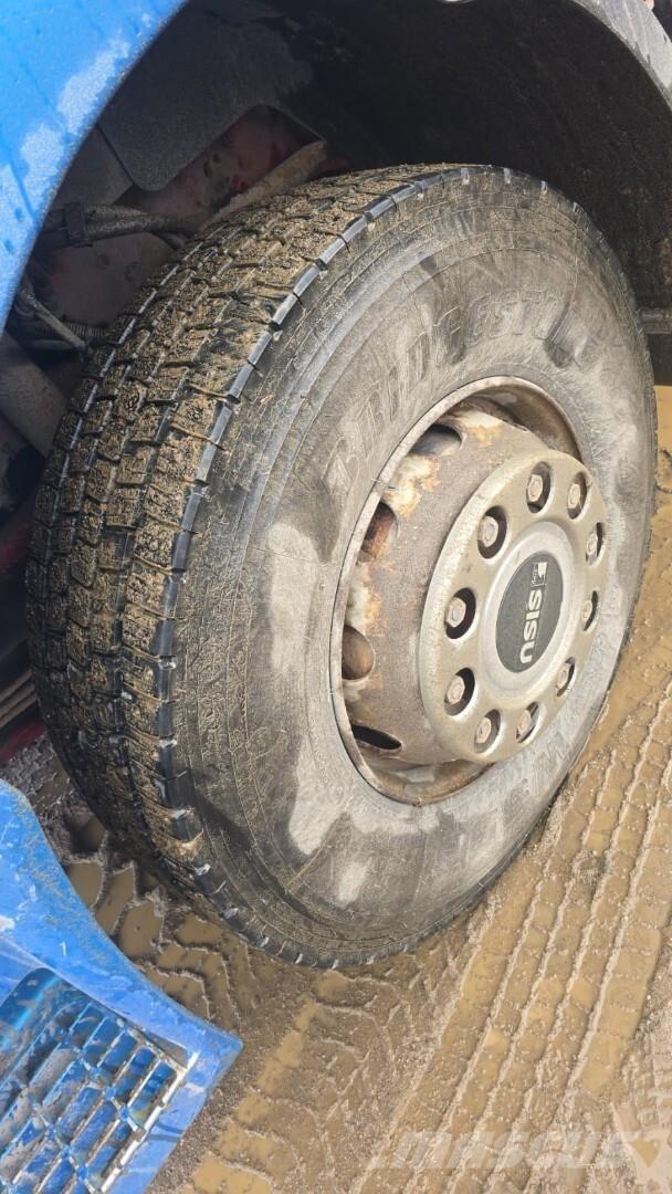 Sisu E12 Skovmaskintransportlastbiler
