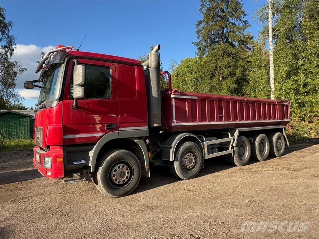 Sisu Polar 10x4 Lastbiler med tip