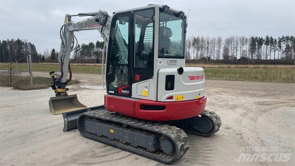 Takeuchi TB257FR Minigravemaskiner