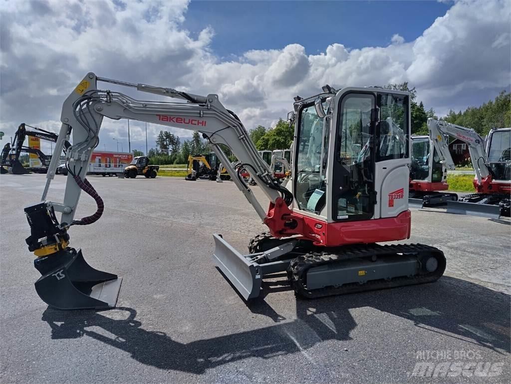 Takeuchi TB335R Minigravemaskiner