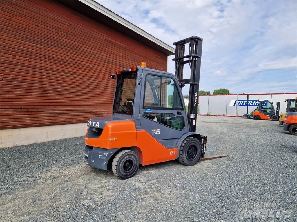 Toyota 02-8FDF30 Diesel gaffeltrucks
