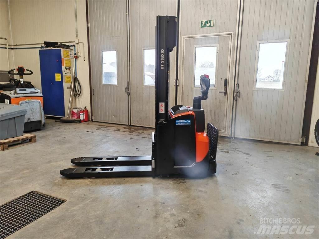 Toyota SWE120L Gaffeltrucks - andre