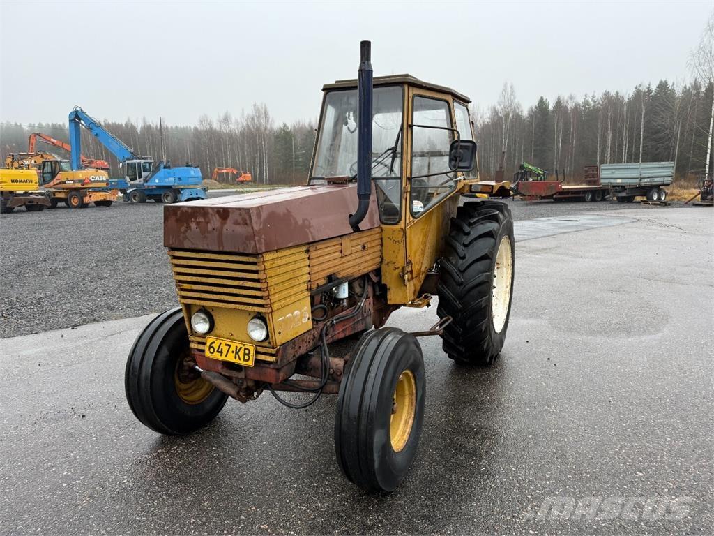 Valmet 702S Traktorer
