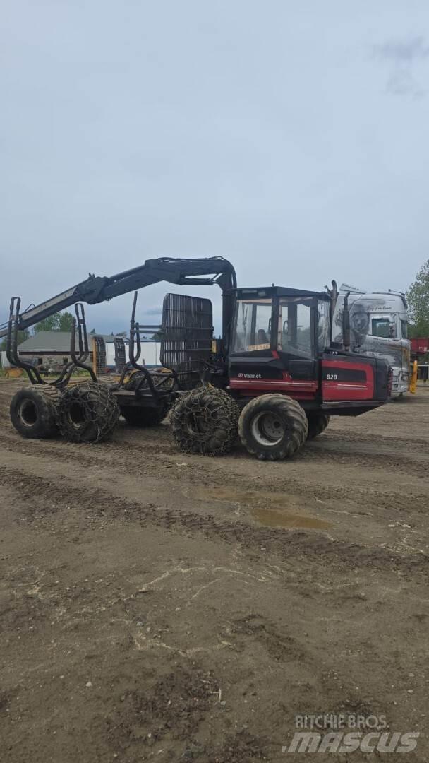 Valmet 820 Udkørselsmaskiner