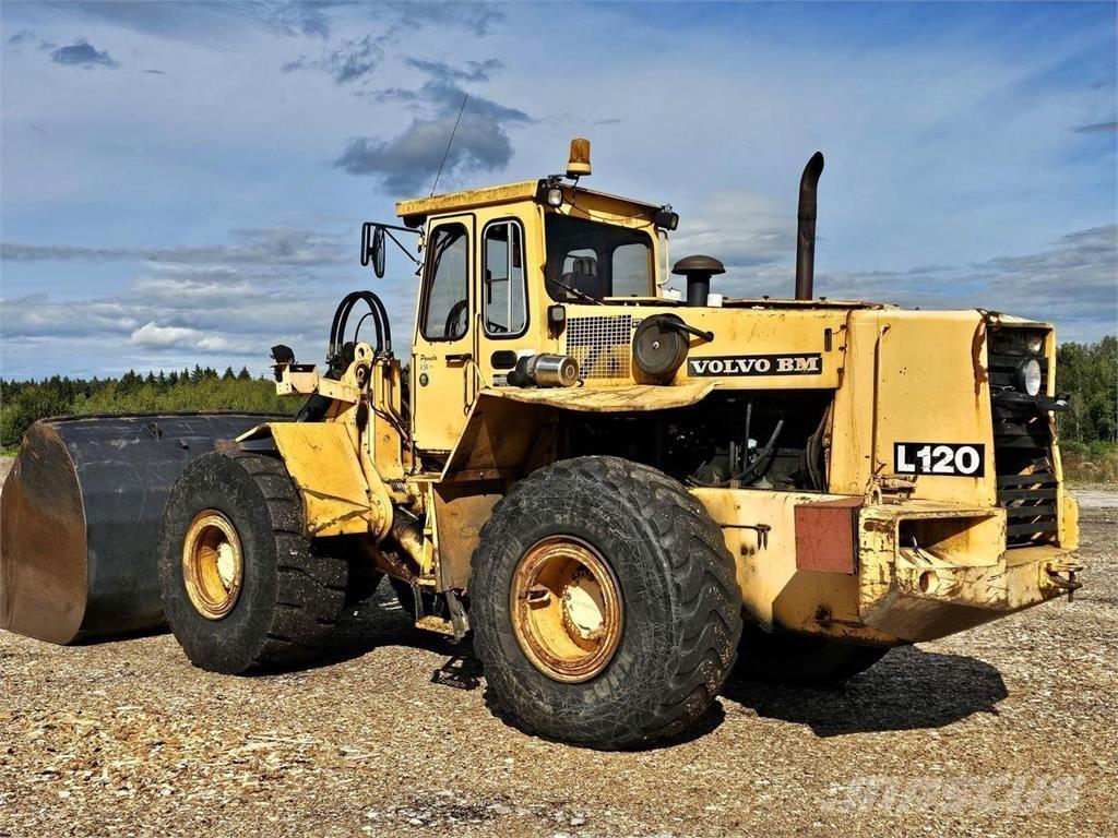 Volvo BM L120 Læssemaskiner på hjul