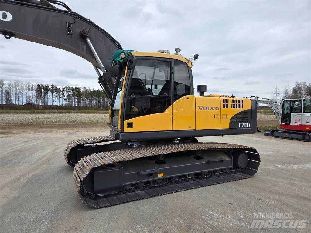 Volvo EC210CL Gravemaskiner på larvebånd
