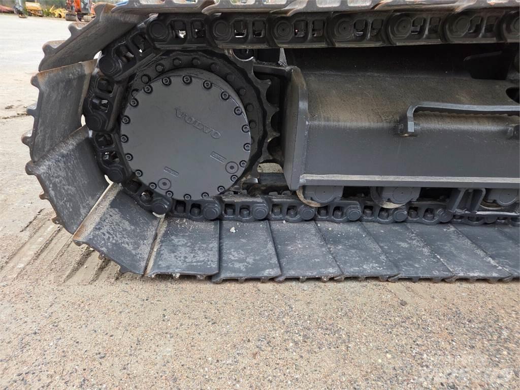 Volvo EC210CL Gravemaskiner på larvebånd