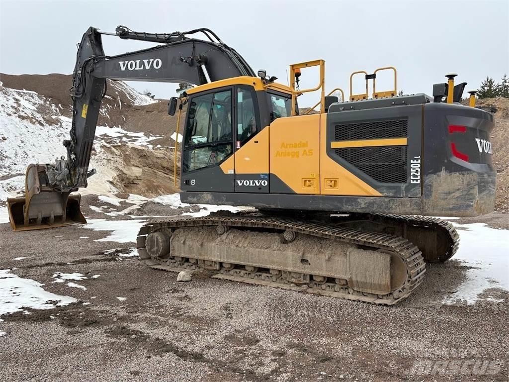 Volvo EC250EL Gravemaskiner på larvebånd