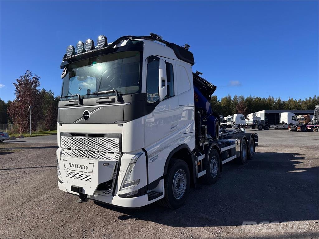 Volvo FH13 8x4 Lastbil med kran