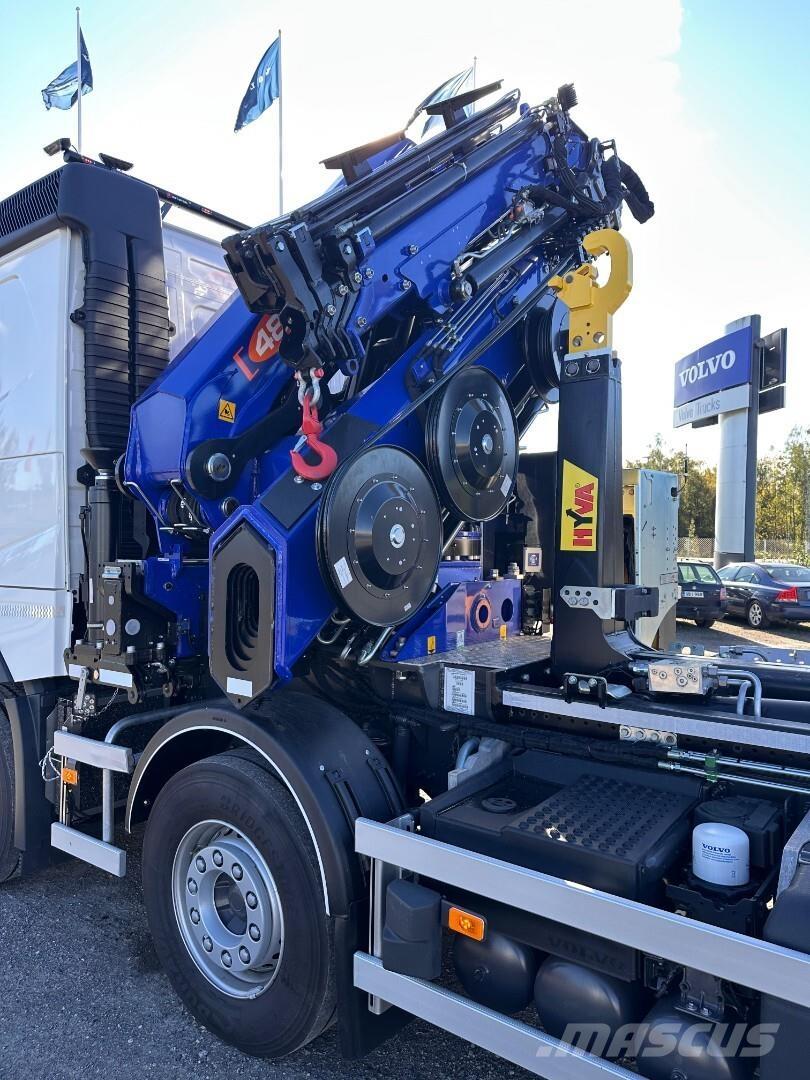 Volvo FH13 8x4 Lastbil med kran