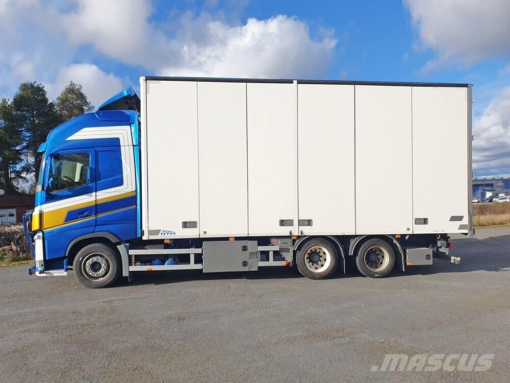 Volvo FH16 6x2 -17 Fast kasse