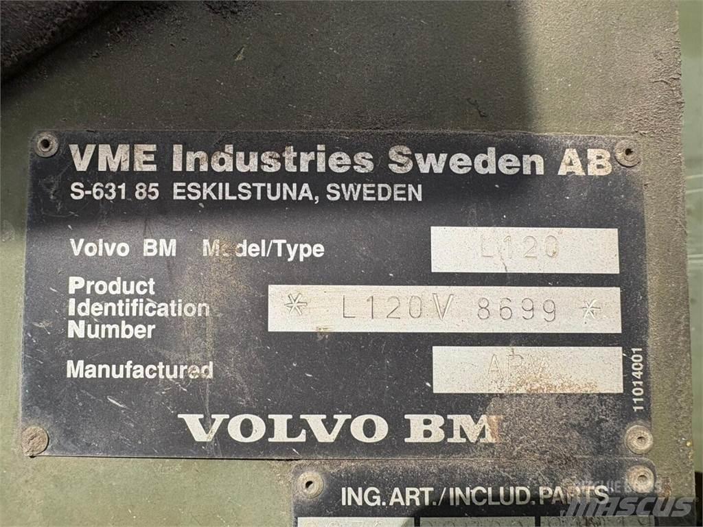 Volvo L 120 B Læssemaskiner på hjul