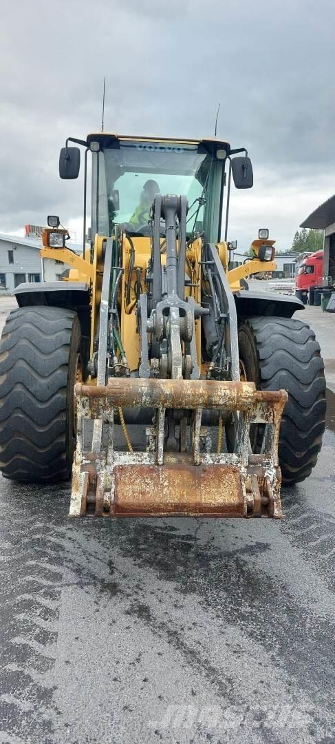 Volvo L 120G Læssemaskiner på hjul