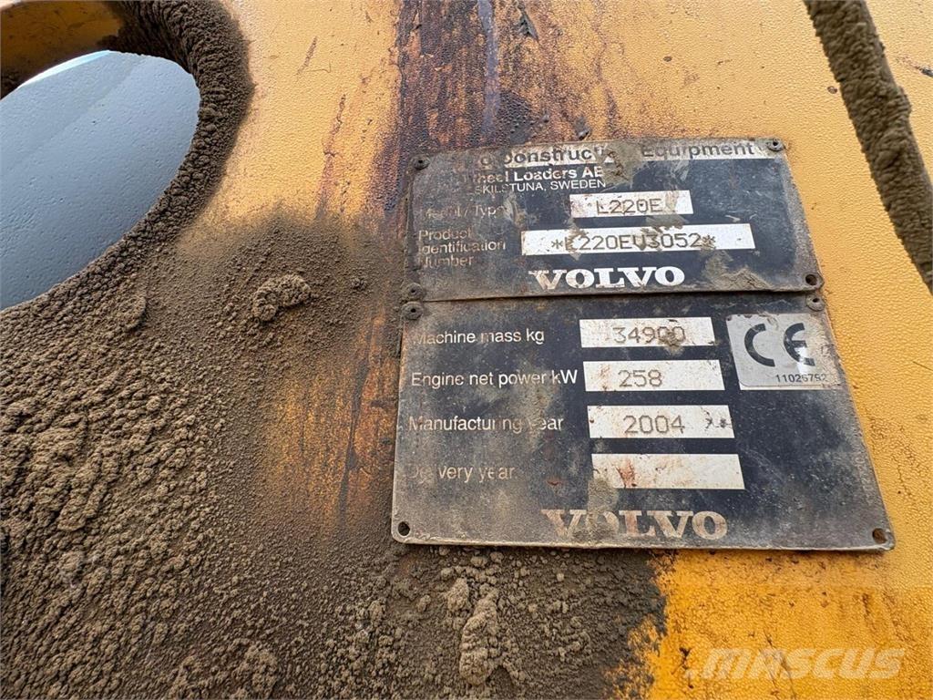 Volvo L 220 E Læssemaskiner på hjul