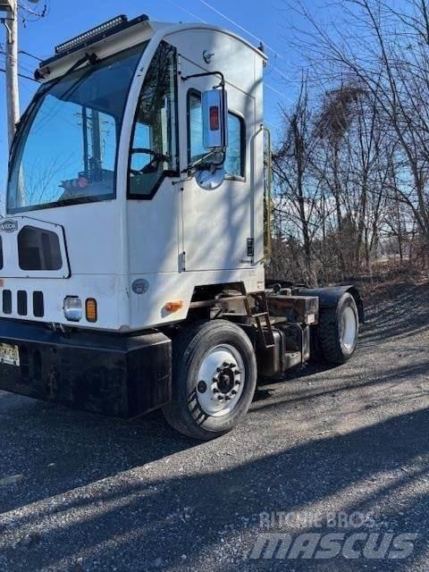 Autocar XSPOTTER Terminaltraktorer
