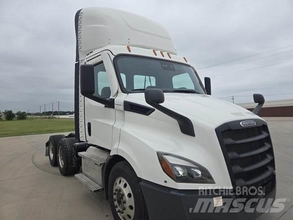 Freightliner CASCADIA 116 Trækkere
