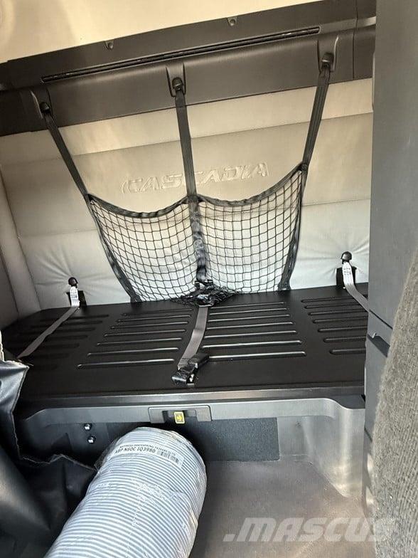 Freightliner CASCADIA 116 Trækkere