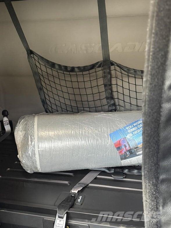 Freightliner CASCADIA 116 Trækkere