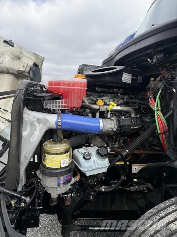 Freightliner CASCADIA 116 Trækkere