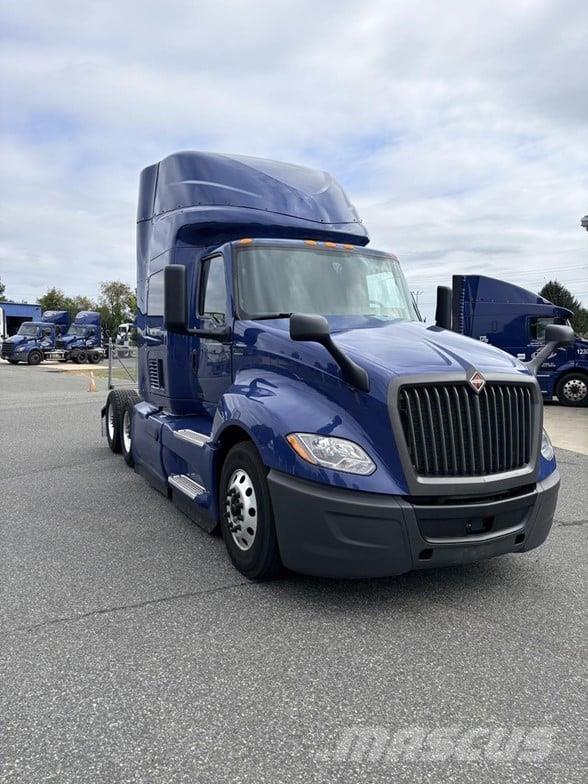 International LT Trækkere