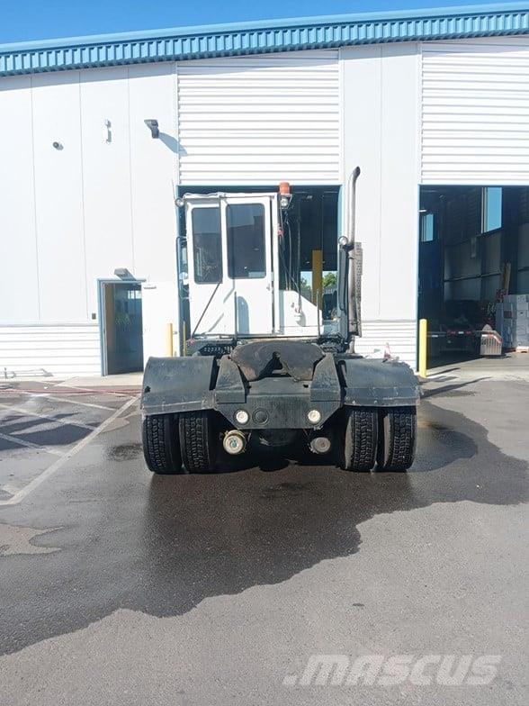 Kalmar OTTAWA 4X2 OFF-ROAD Terminaltraktorer