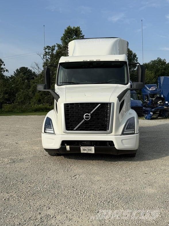 Volvo VNR64T640 Trækkere
