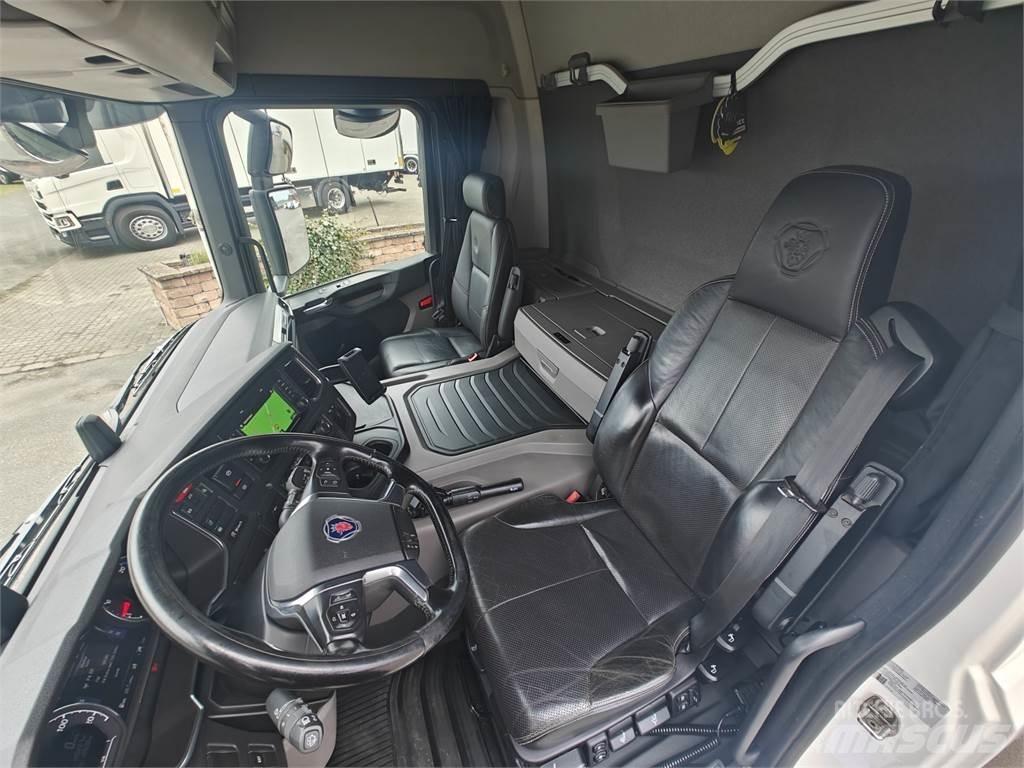 Scania P280 Fast kasse
