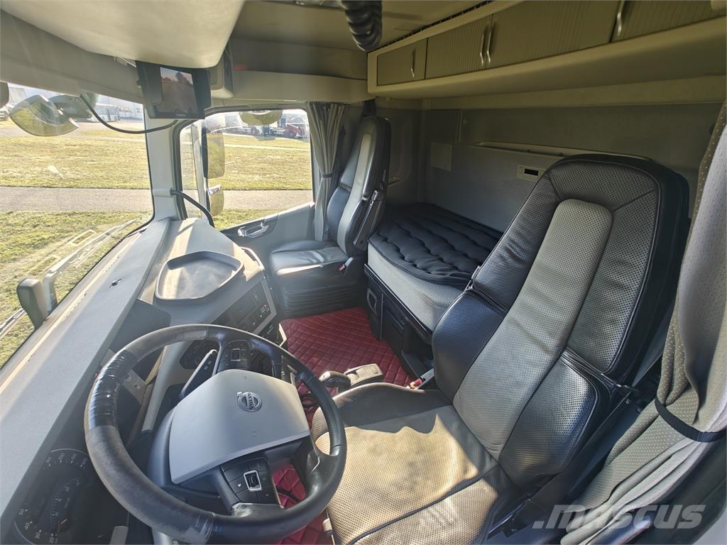 Volvo FH500 Lastbiler med tip
