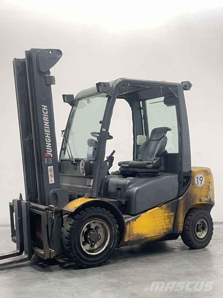 Jungheinrich DFG 430 Diesel gaffeltrucks
