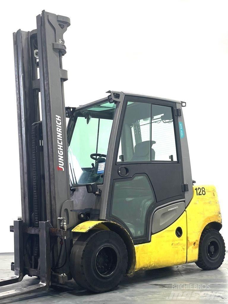 Jungheinrich DFG 435s Diesel gaffeltrucks